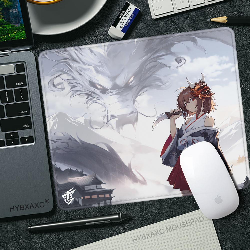 新入荷 YUKI AIM アニメ小型マウスパッド 45x40 - Esports Gaming Stocks のレビューと価格